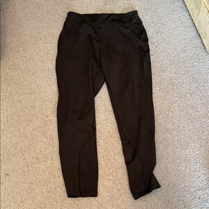 Black Athletic Leggings - Pop Mart
Fit more like tights. Very form fitting